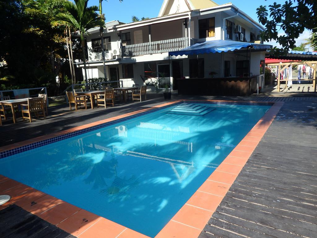 Bluewater Lodge Nadi Buitenkant foto