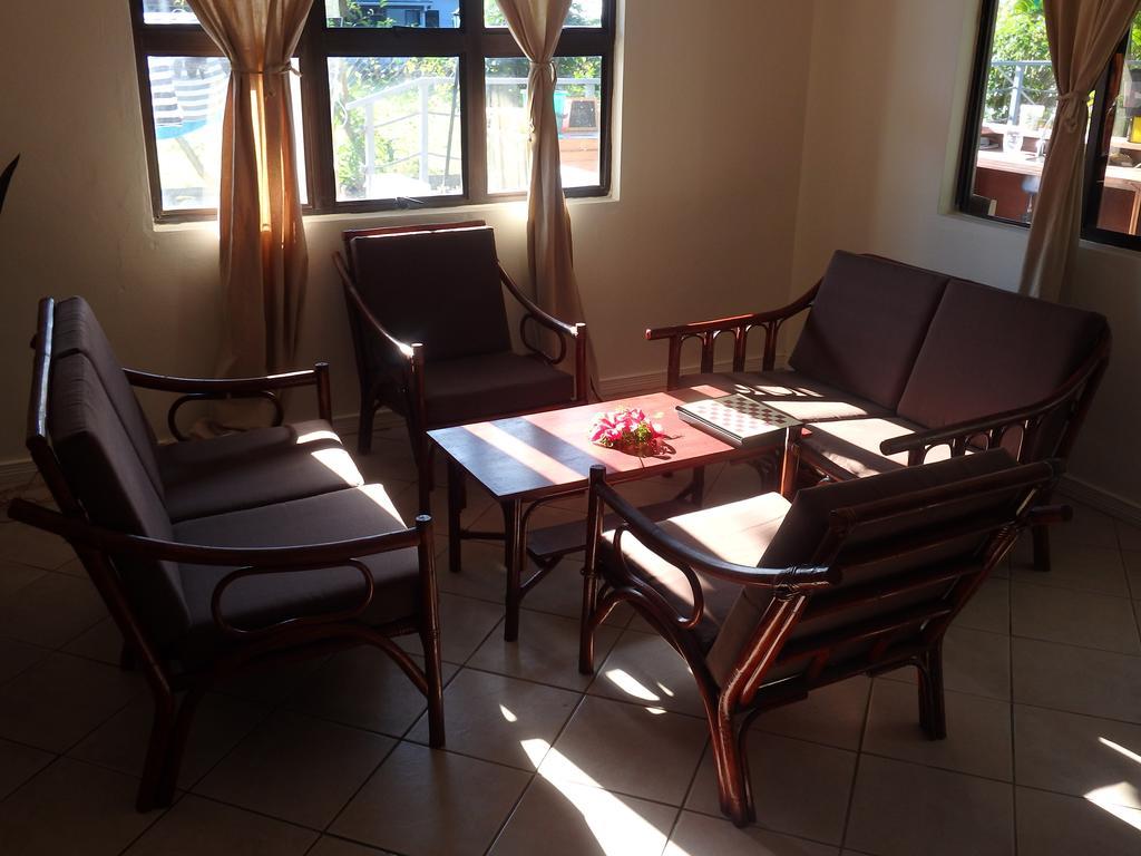Bluewater Lodge Nadi Buitenkant foto