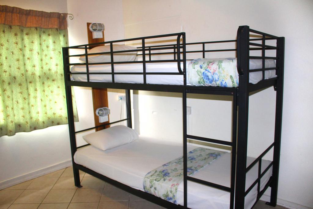 Bluewater Lodge Nadi Buitenkant foto