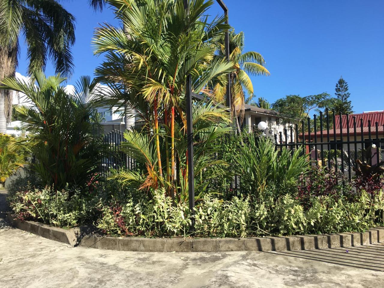 Bluewater Lodge Nadi Buitenkant foto