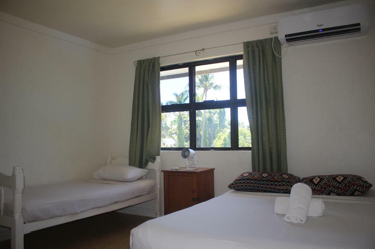 Bluewater Lodge Nadi Buitenkant foto